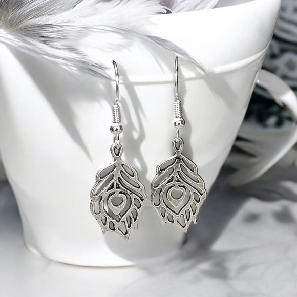 5 For $25💫Silver Peacock Feather Dangles Earrings - Picture 1 of 5